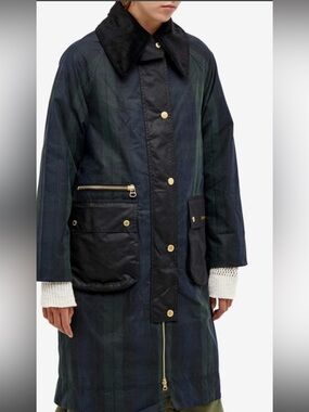 Barbour Townfield Waxed Cotton Jacket In Black/ Sage Tartan size 4